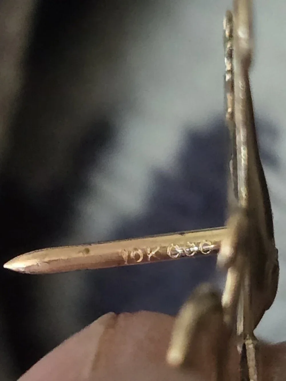 10k Yellow Gold Lapel Pin Or Tie Tack Of A Reindeer Or Elk Head.